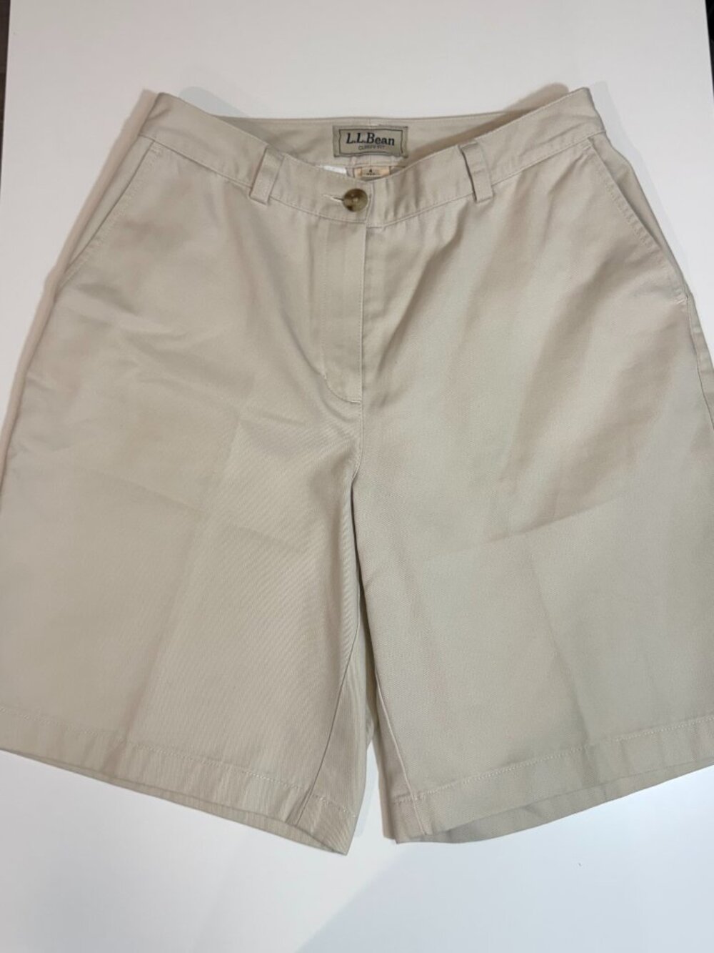 L.L. Bean Curvy Fit Chino Shorts - Khaki/Stone Size 4